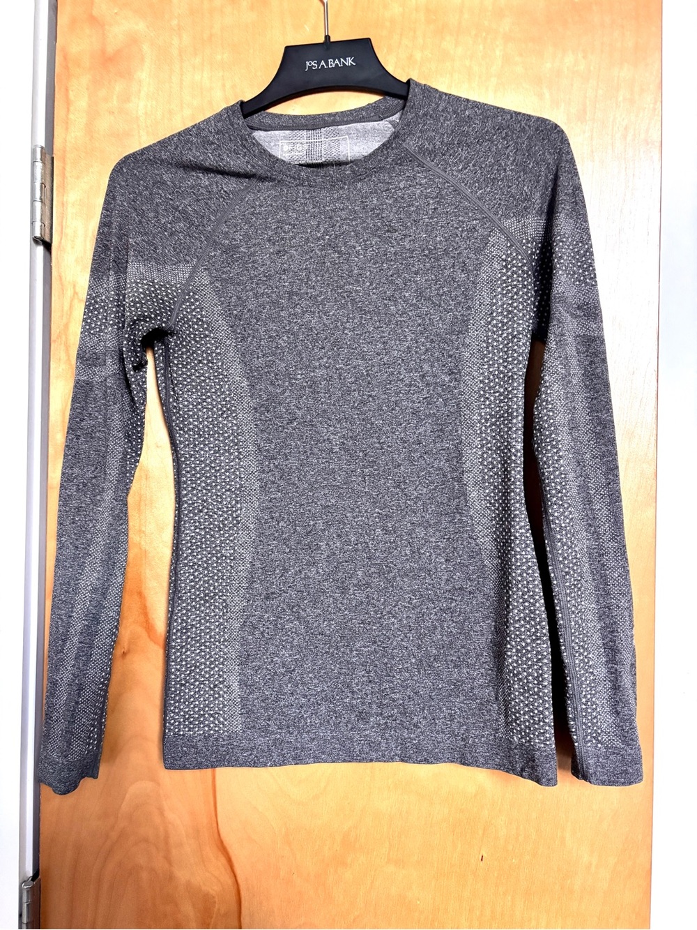 FIGS Salta Seamless Long Sleeve Underscrub Gray Small Wicking Shirt Top Medical